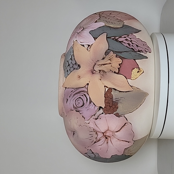 John Davis Concord Garden Oval Vase - Picture 9 of 11